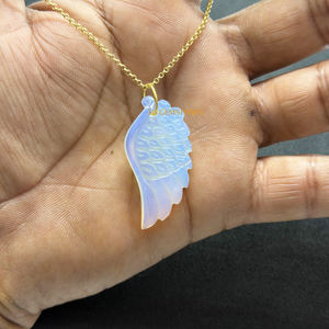 Collar con Colgante en Forma de Alas de Opalita, Chapado en Oro de 18k, Amuleto de Piedra Preciosa Tallada a Mano, Cadena de Cuerda, Joyería al por Mayor para Revendedores - Product Image 3