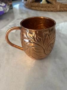 Mug à Moscow Mule en cuivre massif, gobelet en acier inoxydable avec poignée, tasse martelée pour cocktails et boissons - Product Image 3