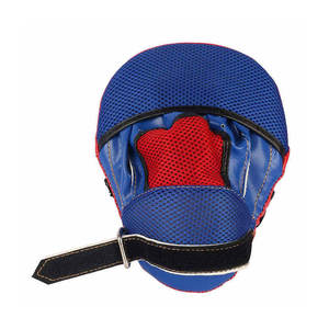 Pads de frappe en cuir de haute qualité, résistants, forme standard, matériau anti-transpiration, légers et respirants pour les entraîneurs - Product Image 1