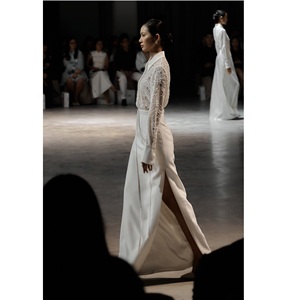 Falda Larga de Alta Calidad para Mujer, Nueva Falda EVELISSE de Línea A, Corte Entallado, Brillante y Antiarrugas - Product Image 2