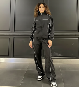 Conjunto de Chándal Personalizado con Cremallera, Diseño de Moda, Ribete Cosido, Sudadera con Capucha y Pantalones de Chándal de Dos Piezas, Ropa de Mujer - Product Image 1