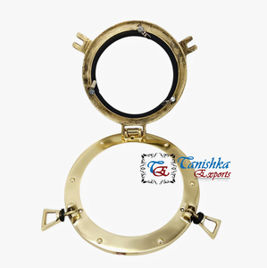 กระจกตกแต่งผนังทรงกลมขนาด 9 นิ้ว สีทอง ของ Tanishka Exports สำหรับตกแต่งบ้านสไตล์โจรสลัด ลายเรืออับปางสมัยใหม่ ทำจากอะลูมิเนียม เหมาะสำหรับงานแต่งงาน - Product Image 2