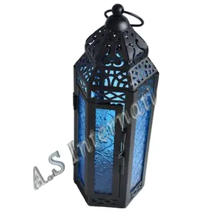 Venda quente Lanternas decorativas estilo marroquino vintage suporte de vela preto metal em relevo para decoração de natal interior ao ar livre