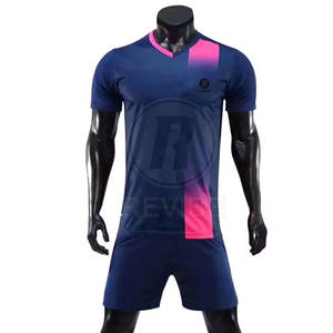 Uniforme de Fútbol Transpirable de la Mejor Calidad a Precio de Mayoreo con Diseños Personalizables, Tela 100% Poliéster para Hombre - Product Image 5