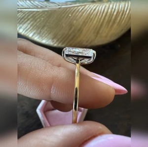 Anillo de Compromiso y Boda de Plata de Ley 925 con Diamante Cultivado en Laboratorio de Corte Radiante de 2 Quilates, Color E/F, Claridad VS-VVS, para Mujer - Product Image 3