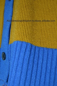 Cardigan en tricot moutarde doré pour femme, en laine/acrylique, respirant, taille personnalisée, collection automne, pour l'université - Product Image 5