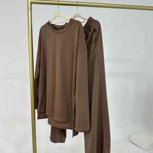 ชุดอาบายะห์สีน้ำเงินกรมท่าทันสมัยสำหรับสตรีมุสลิม ดีไซน์หรูหราแบบดูไบ เรียบร้อย สวมใส่ได้ทุกวัน น้ำหนักเบา ระบายอากาศได้ดี ยาวคลุมเท้า สไตล์ลำลอง - Product Image 3