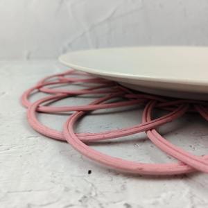 Mantel Individual de Ratán Rosa Hecho a Mano, Ideal como Centro de Mesa y Base para Servir Platos, Venta al por Mayor desde India - Product Image 6