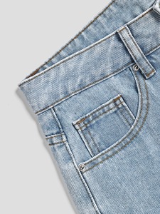 Short de sport décontracté pour femme en jean élastique taille haute avec cordon de serrage, coupe droite, délavé, idéal pour l'été - Product Image 5