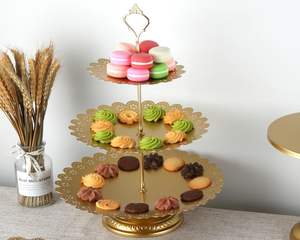 Elegante Soporte para Postres en Tono Dorado Estilo India, Ideal para Decoración de Eventos, Bodas, Banquetes y Funciones Formales - Product Image 3