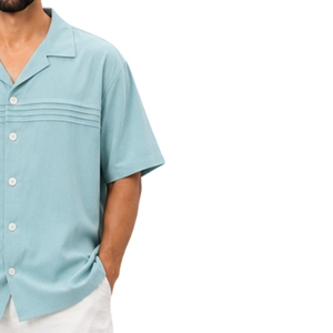 Camisa Casual de Verano para Hombre, Color Azul Cielo, Cuello Campana, Pliegues Horizontales, Manga Corta, con Botones, para Resort, con Logotipo Personalizado, Fabricante OEM - Product Image 4