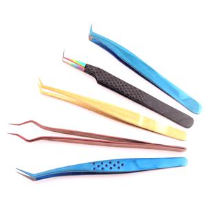 Pinzas de pestañas para equipos de belleza, agarre cómodo con punta puntiaguda, material de acero de etiqueta privada - Product Image 1