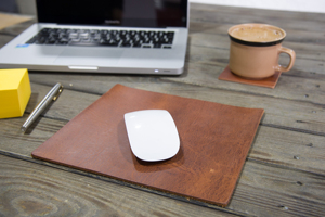 แผ่นรองเมาส์หนังแท้ทำมือ ฐานหนังกลับกันลื่น แผ่นรองเขียนสำหรับผู้บริหาร ปรับแต่งได้ สำหรับคอมพิวเตอร์ LMP-0018 - Product Image 2