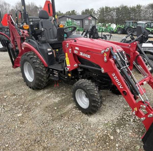 Proveedor mayorista de tractores diésel Solis de 60 HP de gran venta con cargador frontal y retroexcavadora, maquinaria agrícola multipropósito - Product Image 2