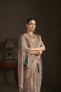 Sari prêt-à-porter et blouse cousue, sari indien en soie crêpe, imprimé floral, sari imprimé numériquement, design magnifique - Product Image 3