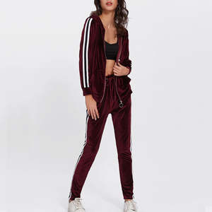 Ropa deportiva para mujer, conjunto de gimnasio, chándal para correr, entrenamiento deportivo, fútbol, atletismo, conjunto cómodo para hacer ejercicio. - Product Image 1