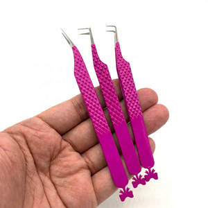 Magnifiques pinces à cils roses en acier inoxydable testées à la main, pinces de précision pour isolation des cils, outils de beauté personnalisés - Product Image 1