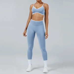 Ensemble de yoga et d'entraînement 2 pièces respirant et sans couture pour femme, avec short taille haute et brassière de sport à bretelles croisées, maintien élevé et extensible dans les quatre sens - Product Image 6