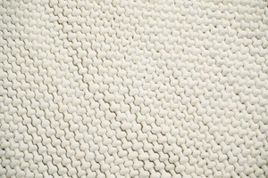 Alfombra Trenzada a Mano de Lana/Algodón con Diseño de Guijarros |   Alfombra de área con borde texturizado de tamaño personalizado |   Alfombra Tradicional de Pelo Plano Ecológica - Product Image 2