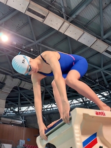 World Aquatic Approved Tech Einteiliger Wettkampf-Badeanzug für Damen Hochleistungs-OEM 1-Teiliger Bedruckter Spandex/Polyester-Anzug - Product Image 4