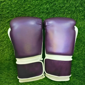 Gants de boxe professionnels en PU avec logo personnalisé, prix usine, vente chaude, avec bandages de maintien pour hommes - Product Image 5