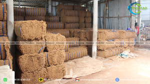 Filet en fibres naturelles de coco pour la protection des rives et la promotion d'une croissance végétale durable dans les projets écologiques - Product Image 6