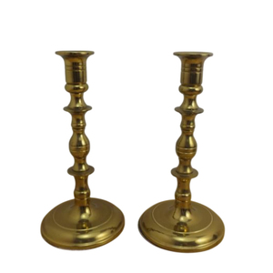 Chandelier en métal antique au design vintage élégant, support de bougie gothique en métal pour table de mariage de luxe et décoration intérieure - Product Image 3