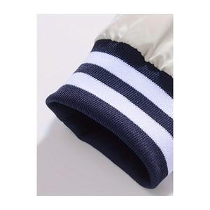 Chaqueta Varsity de Lana Premium al por Mayor, Estilo Clásico Letterman, Mangas de Cuero, Bordado y Parches Personalizados, OEM/ODM, MOQ de 50 Piezas - Product Image 6