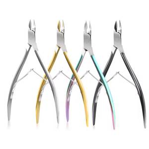 Cortaúñas Profesional de Acero Inoxidable con Diseño de Bisel de 7 mm para Uñas Gruesas, Uso para Adultos - Product Image 6