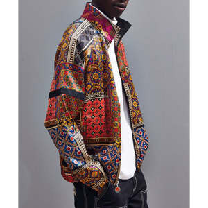 Chaqueta Bomber Reversible de Satén Bordada con Parches Impresos Personalizados para Hombre, Impermeable, Transpirable y Resistente al Viento, con Cuello Redondo - Product Image 4