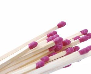 Fósforos de Seguridad Largos de Madera para Barbacoa de 96 mm, 50 Unidades, Caja de Fósforos Personalizada 110×65×20, Ecológicos, para Uso en Hoteles y Restaurantes - Product Image 3