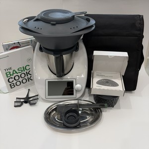 Vente en gros de robots culinaires Thermomixx <span class=keywords><strong>TM6</strong></span>, ensemble complet avec accessoires d'origine + <span class=keywords><strong>sac</strong></span> de transport - Product Image 3