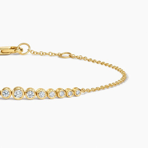 Pulsera de Lujo con Cadena de Eslabones y Diamantes Redondos Graduados Cultivados en Laboratorio con Engaste de Oro - Product Image 5