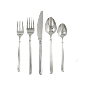 Cubiertos chapados en oro reutilizables de acero inoxidable para banquetes de bodas con corte de diamante, juego de cuchara y tenedor de mango largo de diseñador - Product Image 4