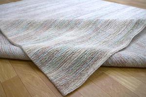 Tapis tibétain moderne en laine/coton tissé à la main, directement de l'usine |   Tapis floral multi-tones de qualité supérieure, respectueux de l'environnement, adapté aux animaux domestiques, en latex - Product Image 1