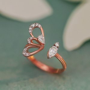 Anillo de Lujo Chapado en Oro Rosa de 18K con Circonita Cúbica de Corte Pera y Diseño Abierto para Mujer, Elegante y Ajustable, para Boda o Compromiso - Product Image 1