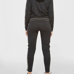 Pantalon de jogging pour femme sur mesure, taille haute, en molleton, style streetwear hiver, avec patchwork personnalisé, logo en dentelle, coupe slim décontractée - Product Image 5