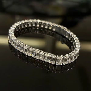 Pulsera de Tenis de Alta Gama para Hombre, Estilo Hip-Hop, con Diamantes Rectangulares Certificados por IGI, Oro Sólido de 18k, Cierre de Resorte - Product Image 1