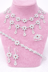 MOLL JEWELLERS - Cadena de Eslabones con Diseño de Hojas, Chapada en Oro, con Circonitas Naturales, para Mujer, Elegante y Moderna, Certificada por Terceros - Product Image 6