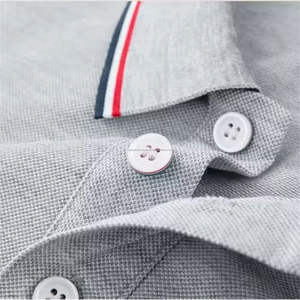 Hombres de calidad profesional de secado rápido para Polos Diseños personalizables y logotipo Patrón sólido bordado en tela de lona - Product Image 2