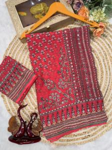 La beauté éclatante du sari en faux georgette avec des motifs découpés Dana et des broderies miroir réelles, accompagné d'un chemisier fait main avec des broderies miroir réelles. - Product Image 5