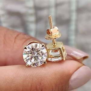 Pendientes de plata de ley 925 con moissanita redonda, color D, VVS, con cierre de rosca, solitarios, para mujeres y hombres - Product Image 1