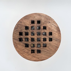Difusor de Aromaterapia de Madera de Sándalo con Tapa, Diseño Geométrico Tallado, para Decoración del Hogar, Aceite Esencial - Product Image 2