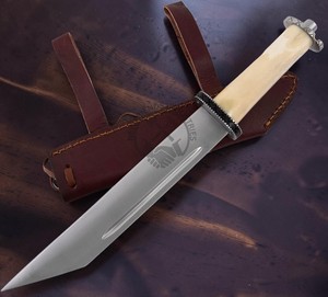 Nouveau couteau Seax Viking médiéval en acier à haute teneur en carbone forgé à la main, lame de 10 pouces, manche en os de chameau, ambidextre, finition hautement polie - Product Image 3
