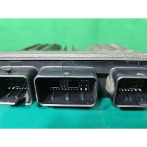 ECUs y Módulos de Computación Usados de Carnival 391014X820 - Product Image 4