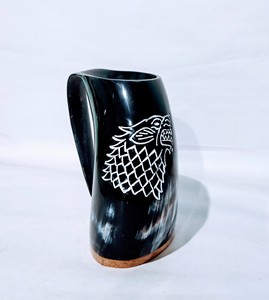 Mug en corne viking personnalisé de haute qualité, gravé à la main, style animalier, fabriqué en Inde, artisanat naturel, corne à boire polie - Product Image 3
