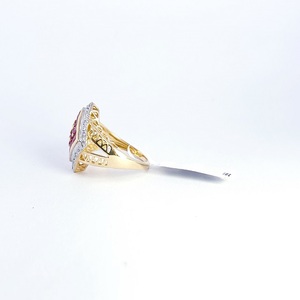 Bague élégante pour femme en or jaune 14 carats avec rubis carrés, bijoux fins de luxe pour mariage, fiançailles, anniversaire, collection or haut de gamme - Product Image 6