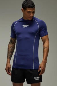 เสื้อยืดแขนสั้นรัดรูปสำหรับผู้ชาย เหมาะสำหรับออกกำลังกาย ฟิตเนส เล่นกีฬา คอกลม กระชับกล้ามเนื้อ - Product Image 2