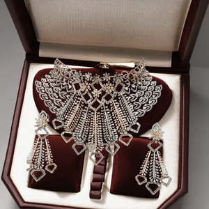 Elegante collar de diamantes con montajes Chic Studding y gargantilla Diseño - Product Image 4