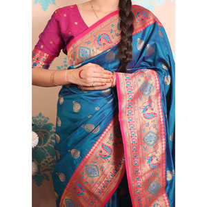 ผ้าไหมปาธานีสีน้ำเงินรามา ลายปักดิ้นทอง  น้ำหนัก 650 กรัม  ชุดอินเดียและปากีสถานสุดหรู - Product Image 1